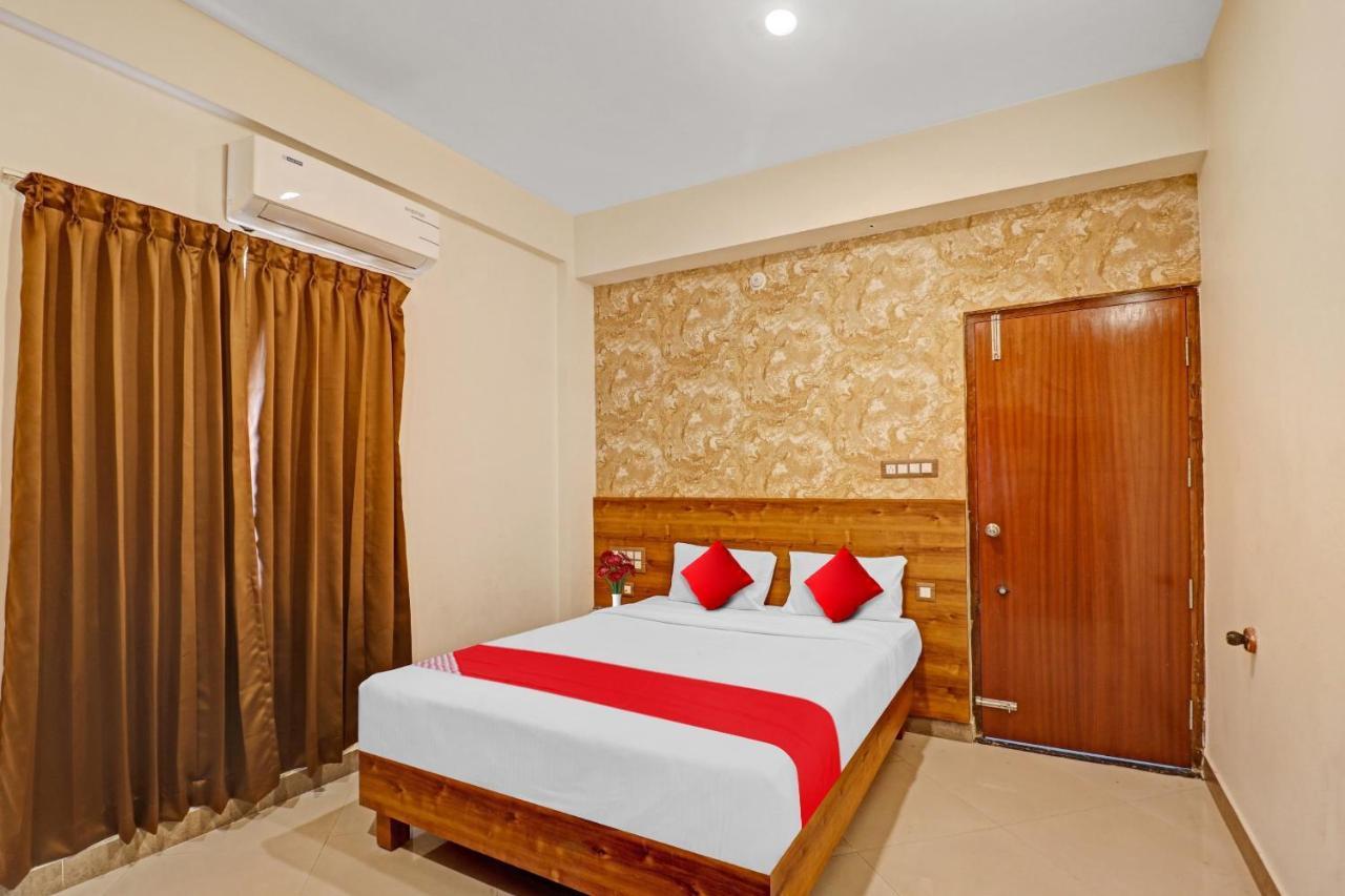 Hotel O Formula Vanivilasa Puram Esterno foto