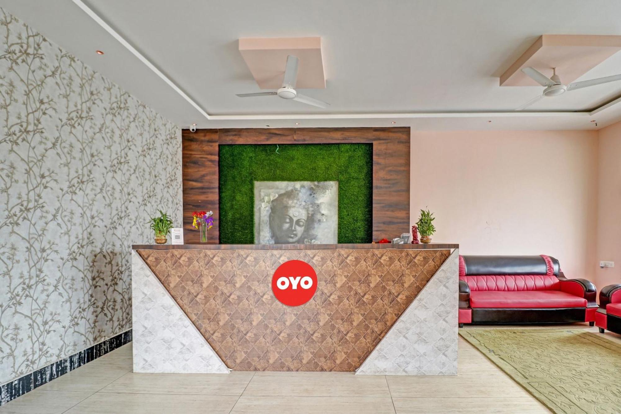 Hotel O Formula Vanivilasa Puram Esterno foto